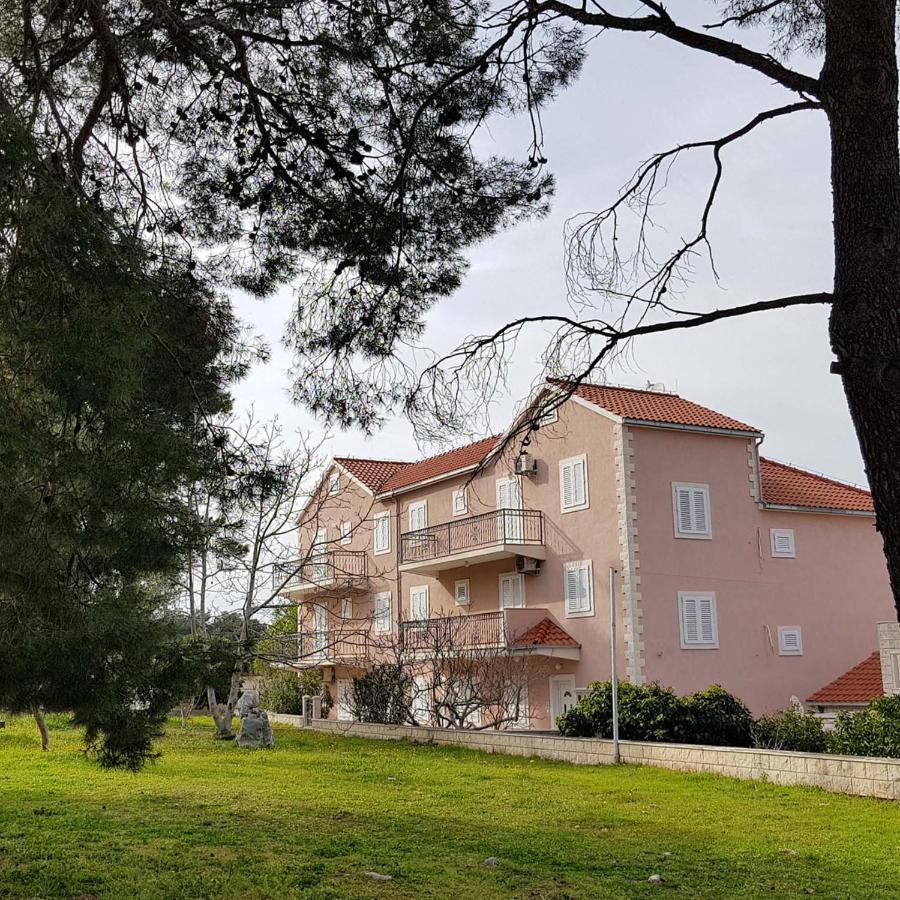 Ruzica Apartments Mirca  Luaran gambar