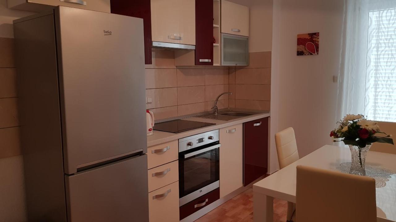 Ruzica Apartments Mirca  Luaran gambar