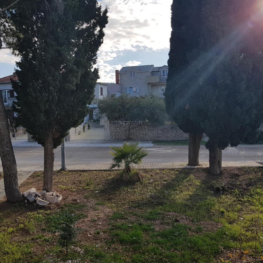 Ruzica Apartments Mirca  Luaran gambar