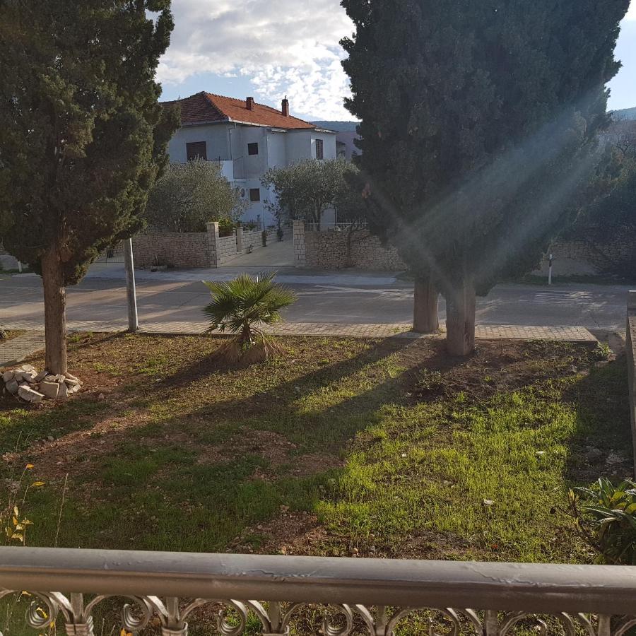 Ruzica Apartments Mirca  Luaran gambar