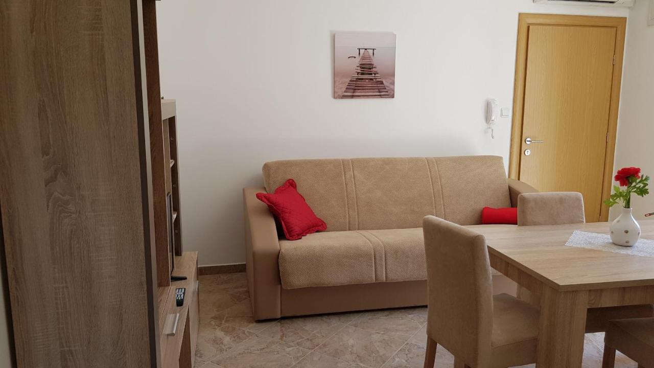 Ruzica Apartments Mirca  Luaran gambar