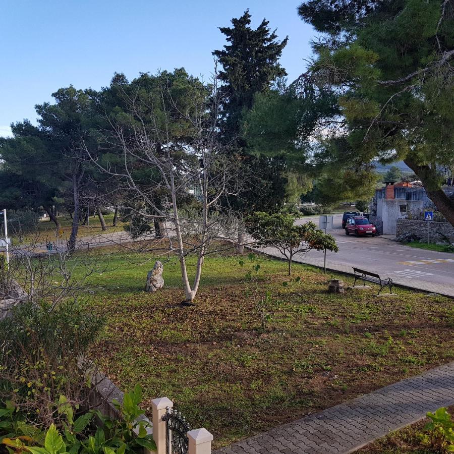 Ruzica Apartments Mirca  Luaran gambar