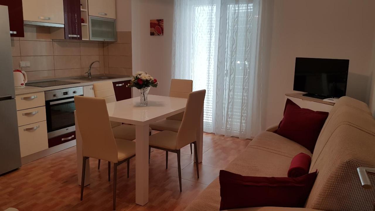 Ruzica Apartments Mirca  Luaran gambar