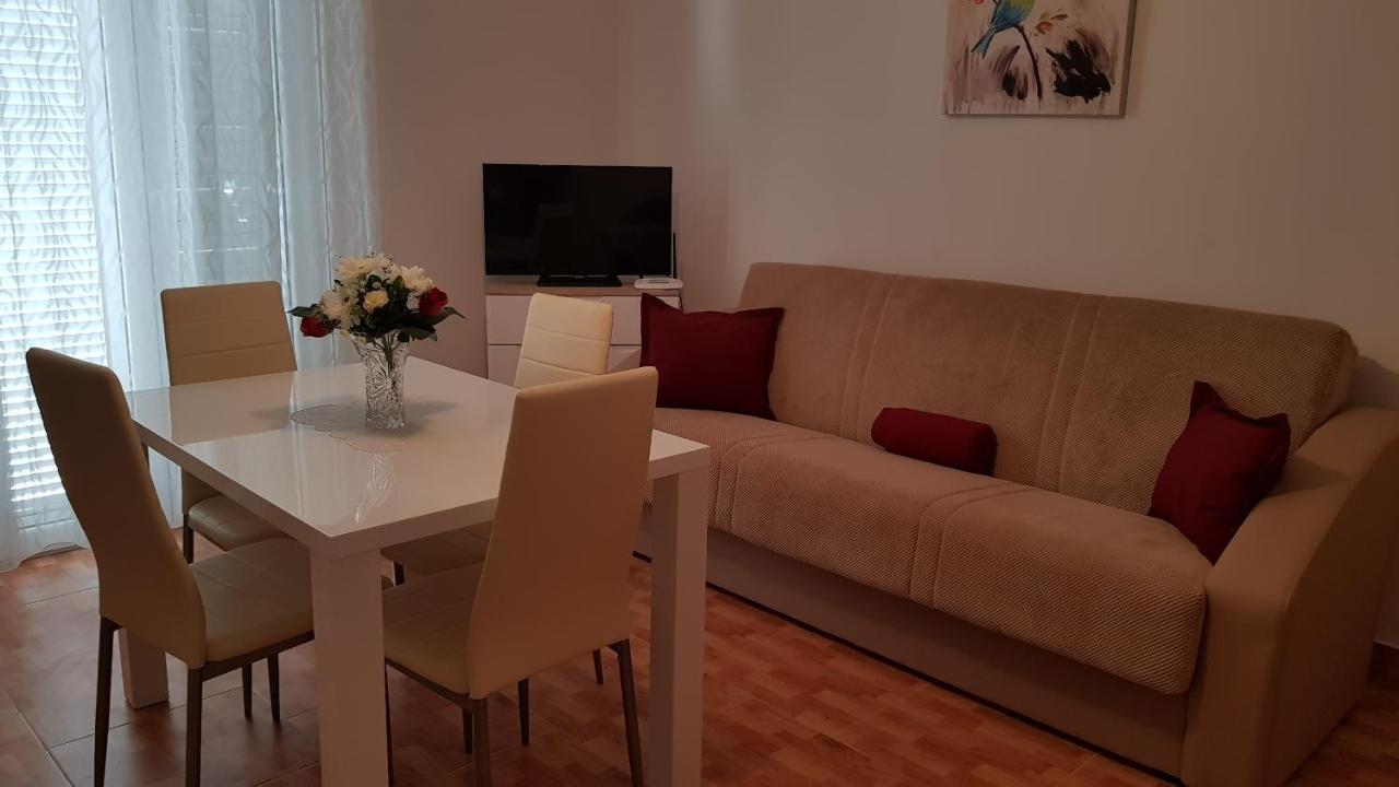 Ruzica Apartments Mirca  Luaran gambar