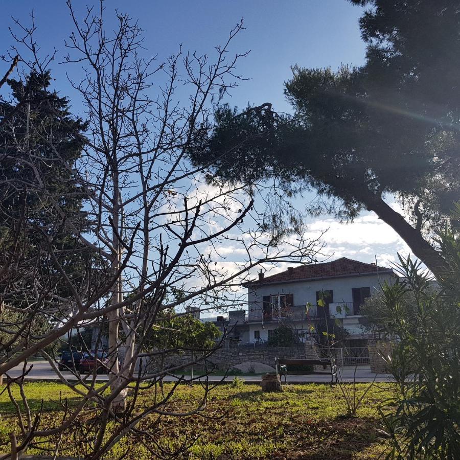 Ruzica Apartments Mirca  Luaran gambar
