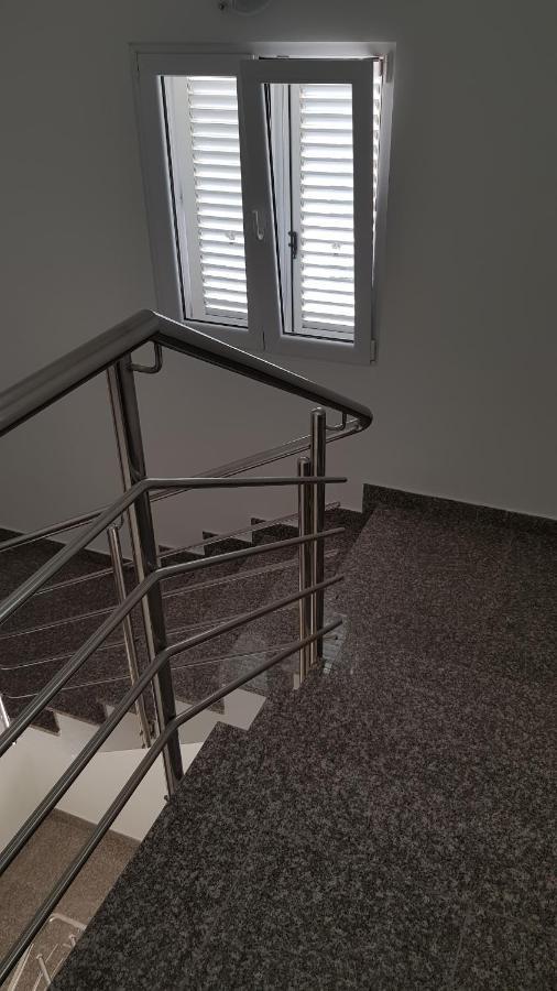 Ruzica Apartments Mirca  Luaran gambar